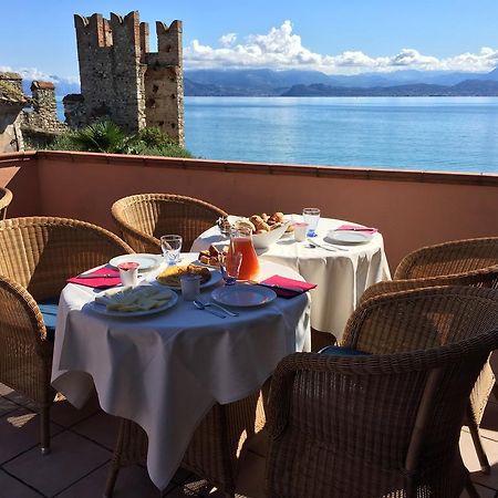 Hotel Degli Oleandri Sirmione Luaran gambar