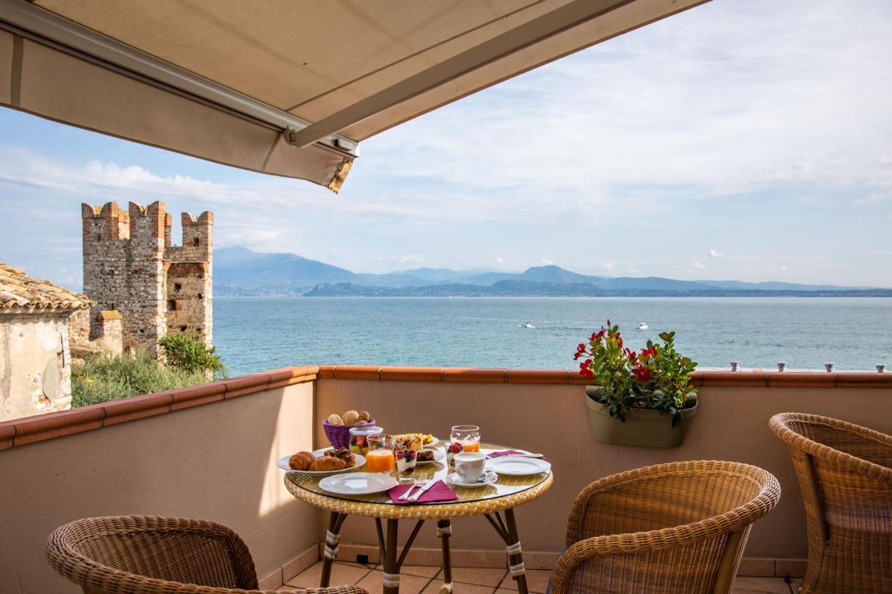 Hotel Degli Oleandri Sirmione Luaran gambar