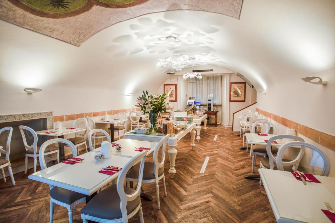 Hotel Degli Oleandri Sirmione Luaran gambar